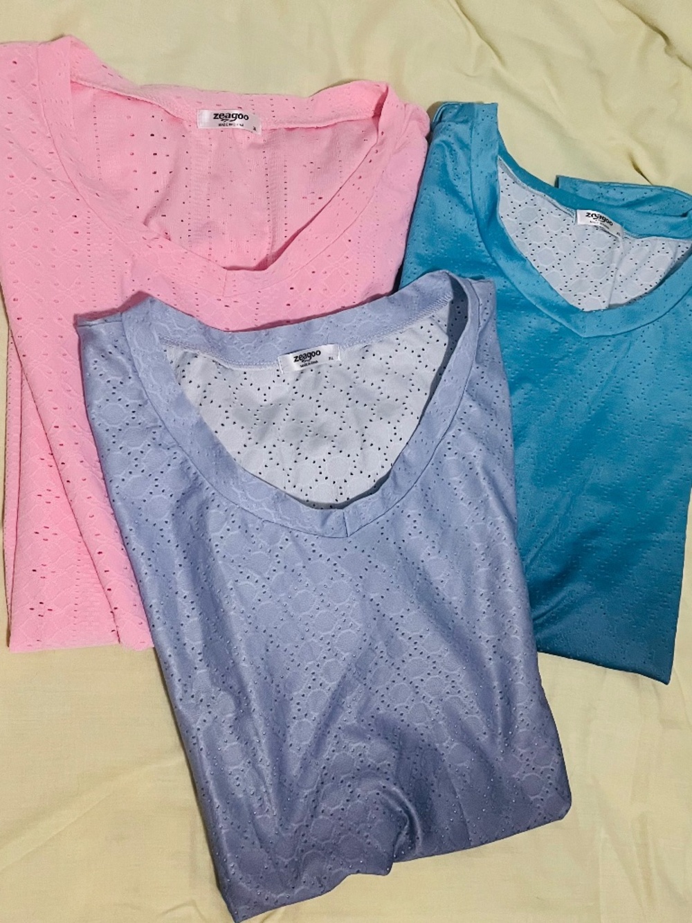 Women's Capped Sleeves Summer Shirts. 3 shirts XL ombré